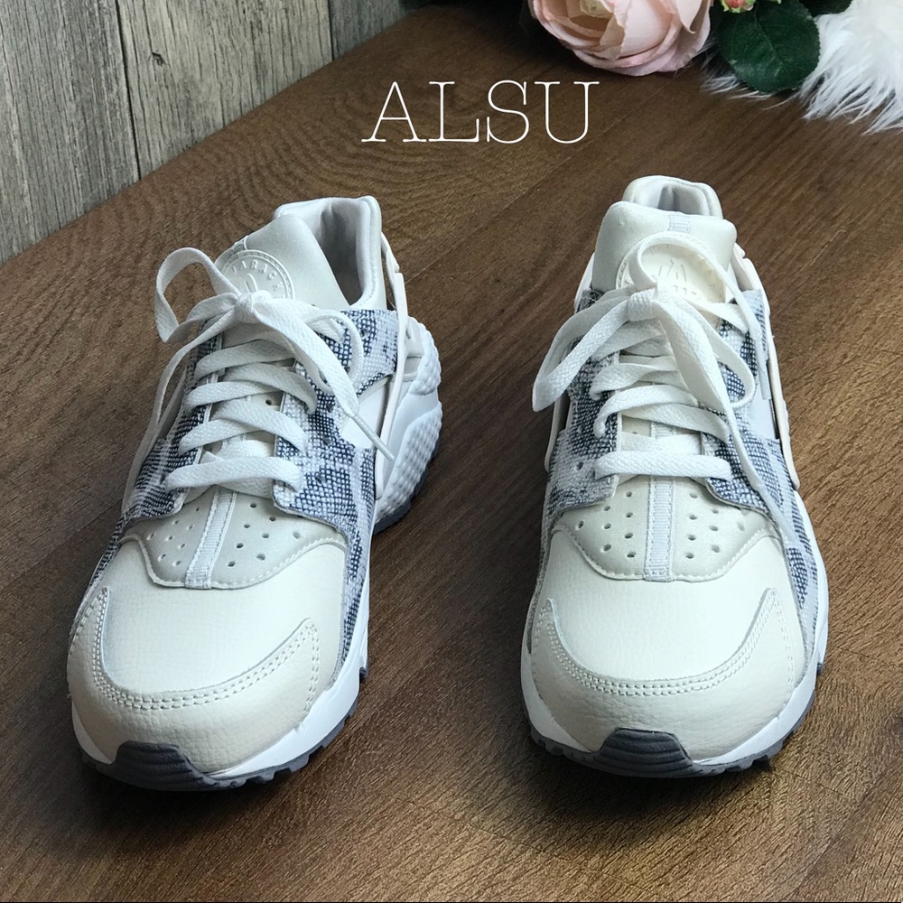 Nike Air Huarache Run PRM Phantom Summit White W - Picture 4 of 7